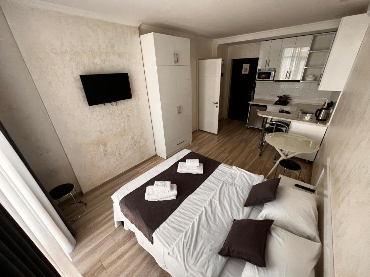 27 Floor Apartments Batumi Exterior foto