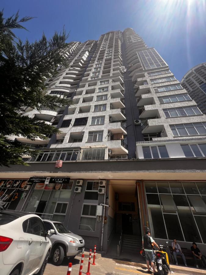 27 Floor Apartments Batumi Exterior foto